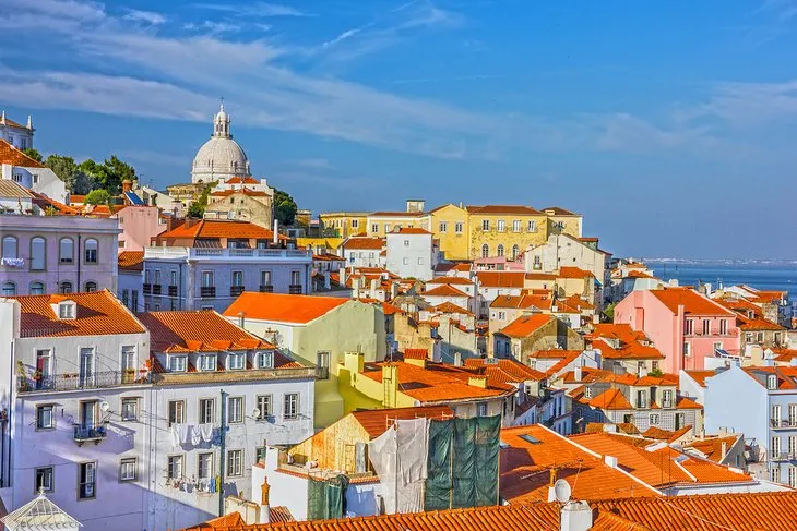 12 Best Family Vacations on a Budget